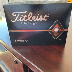 Pro v1 Titleist golf balls
